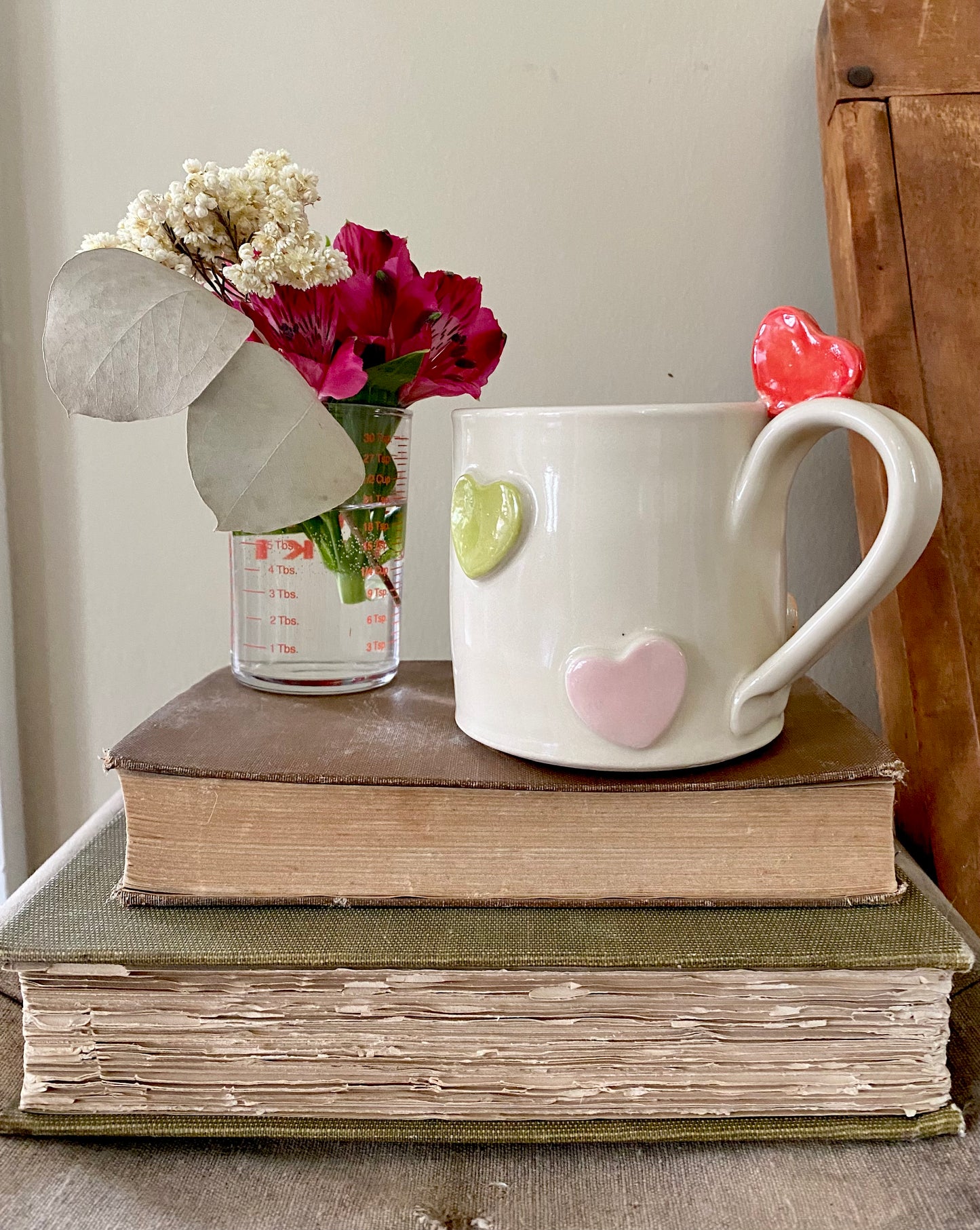 Conversation heart mug